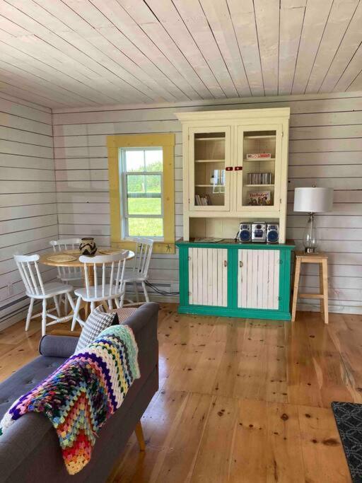 Sea Cliff Cottage Edwardsville 外观 照片